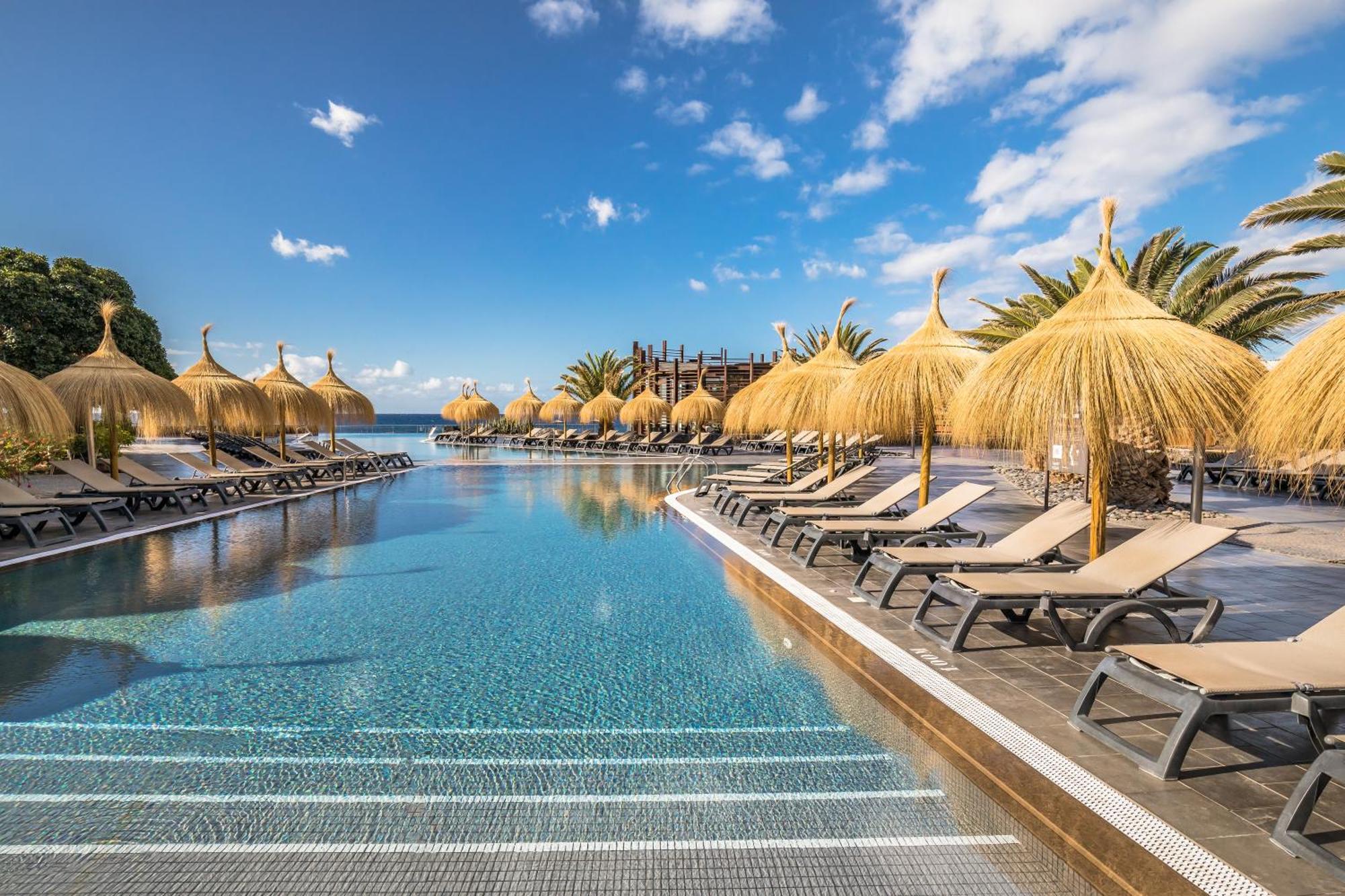 Barcelo Tenerife Golf Del Sur Esterno foto The resort's main pool