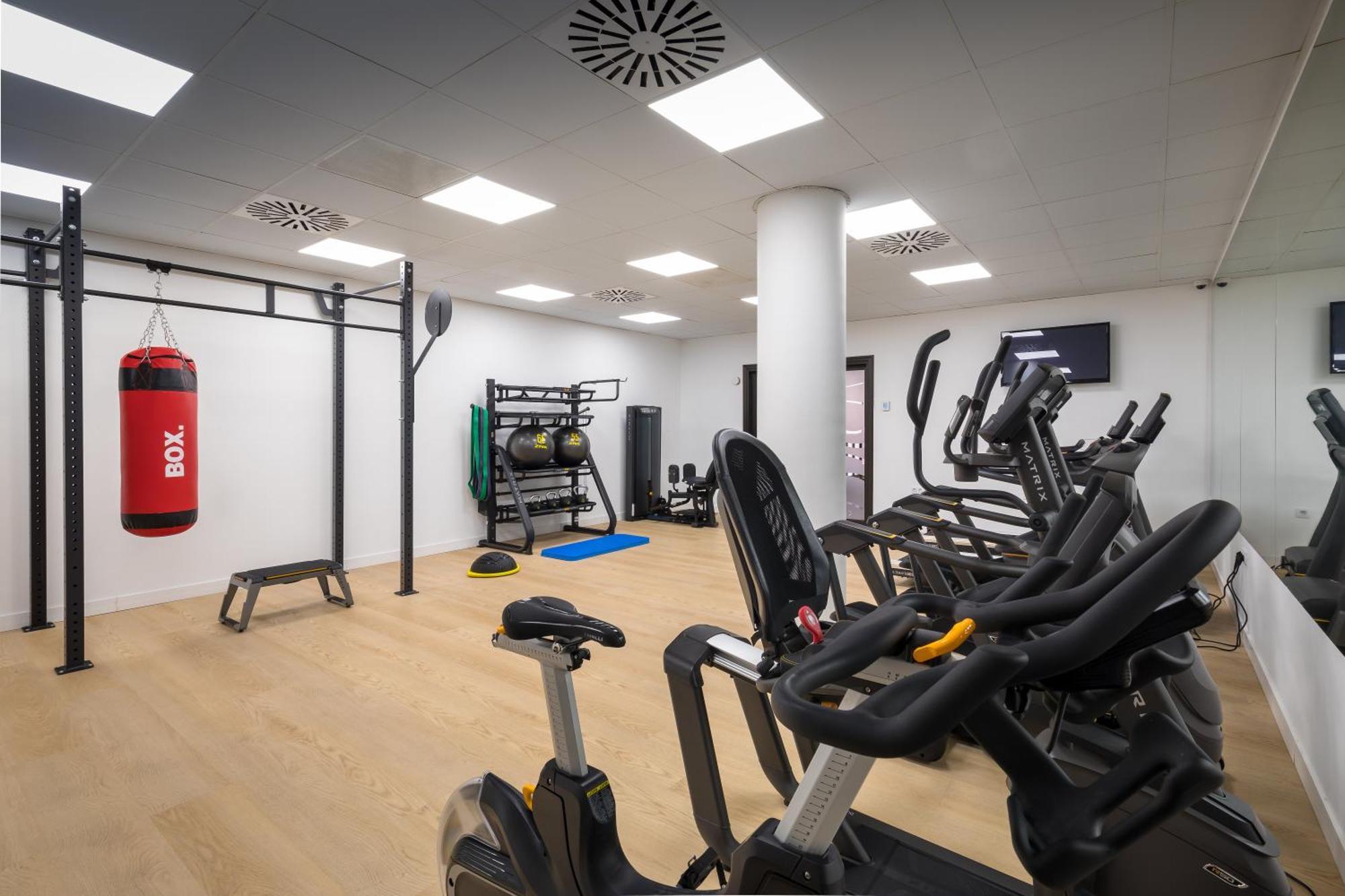 Barcelo Tenerife Golf Del Sur Esterno foto The gym at the University of Roehampton